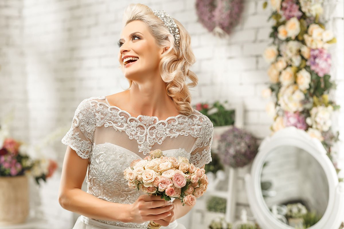 Elegant Wedding Hair Trends for 2021